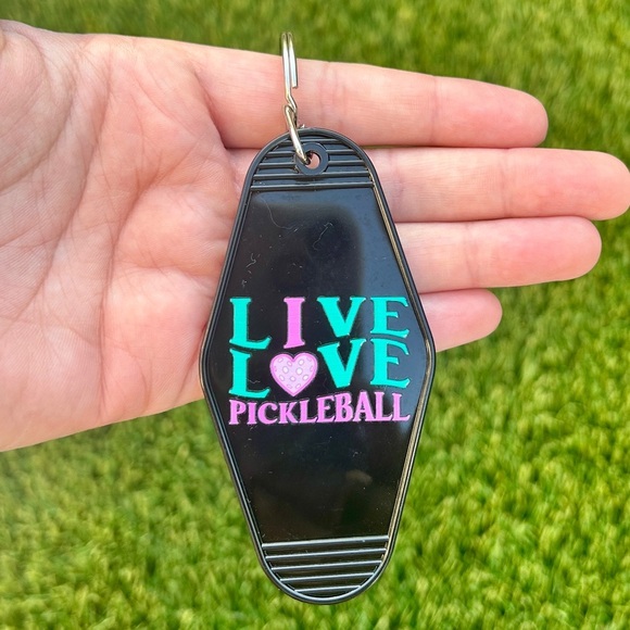 Handmade Pickleball Motel Keychain – Retro Sporty Vibes - Picture 5 of 10